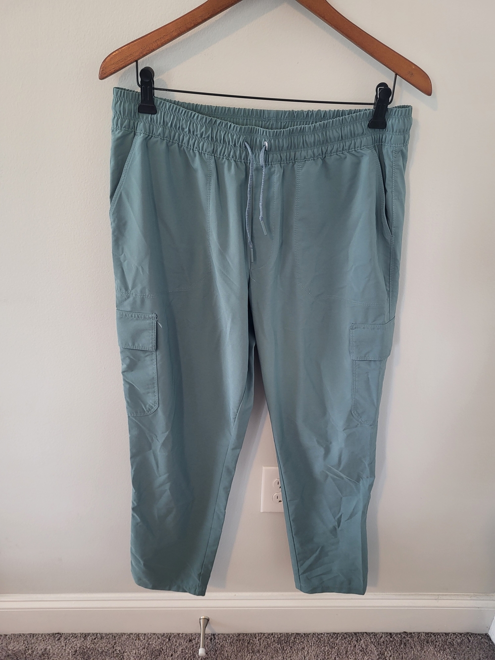 The North Face Men's Cargo Joggers - Mint Green